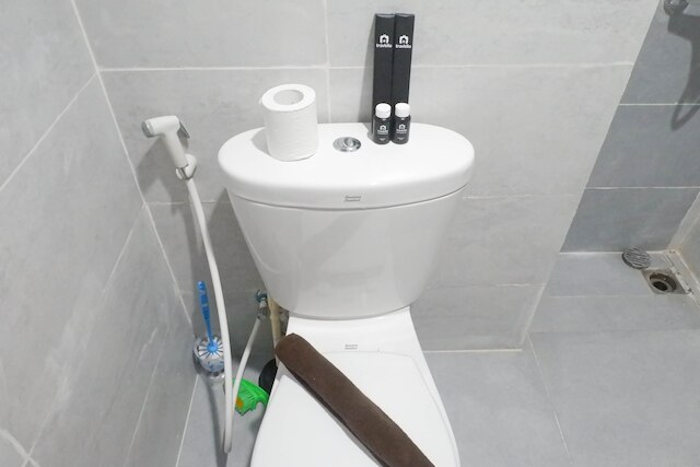 シーニック スタジオ アパートメント アット タマン メラティ