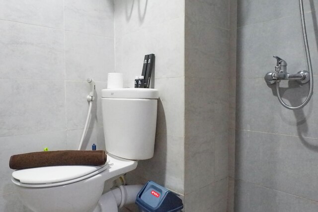 デライトフル ラグジュリアス スタジオ ルーム アット タマン メラティ スラバヤ アパートメント