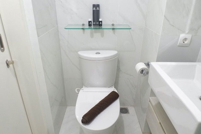 スタイリッシュ スタジオ アパートメント コネクティッド トゥ チプトラ ワールド モール アット ザ ヴルトゥ