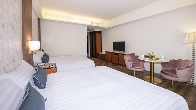 ハンプコートパレスタイペイ