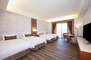 ハンプコートパレスタイペイ