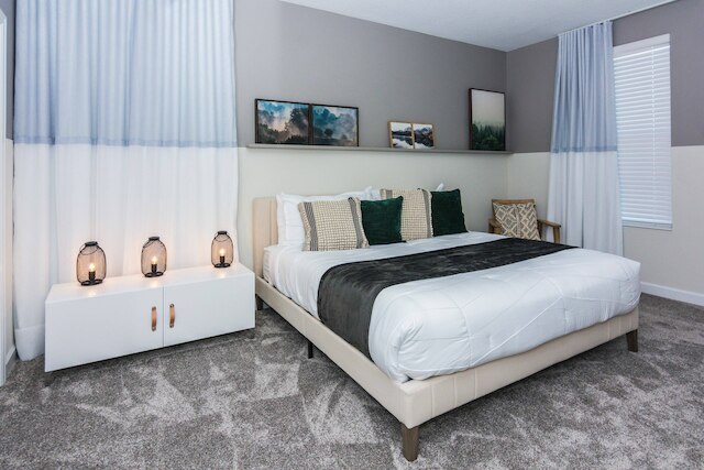 モダン シングル ホーム - プール アンド ゲーム ルーム