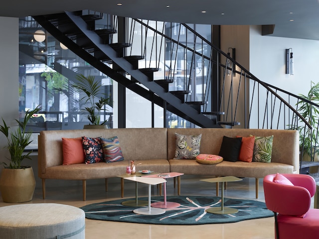 モクシー アテネ シティ