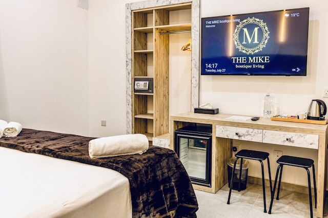 ザ マイク ホテル