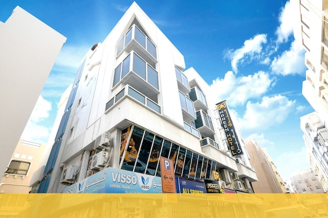 マエーン ホテル