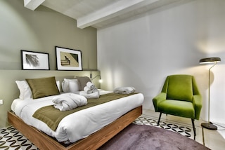 デ ラ ヴァレット