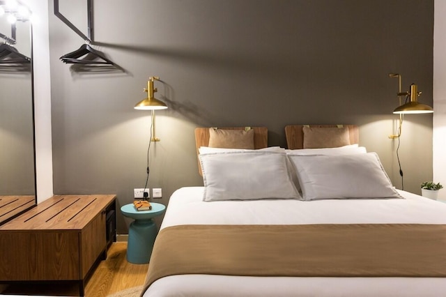 デ ラ ヴァレット