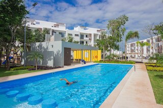 ブリージー & ブライト フル アパートメント