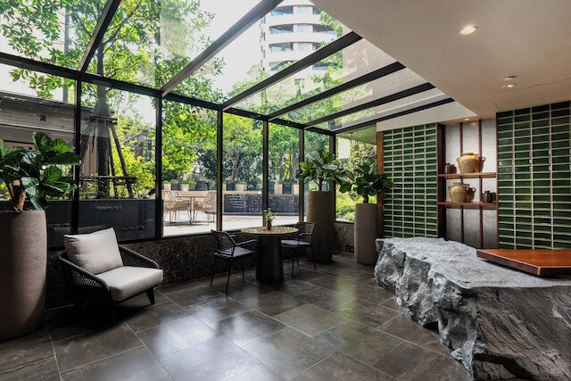 ガルディナ アソーク ホテル & レジデンス