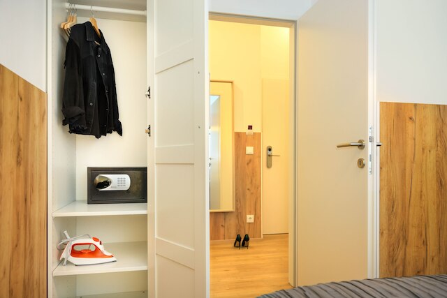 ジミーズ アパートメンツ XXL