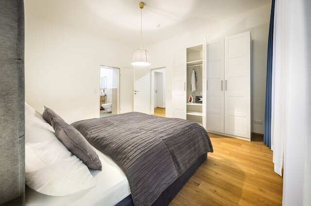 ジミーズ アパートメンツ XXL