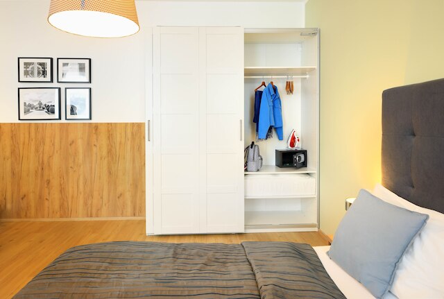 ジミーズ アパートメンツ XXL