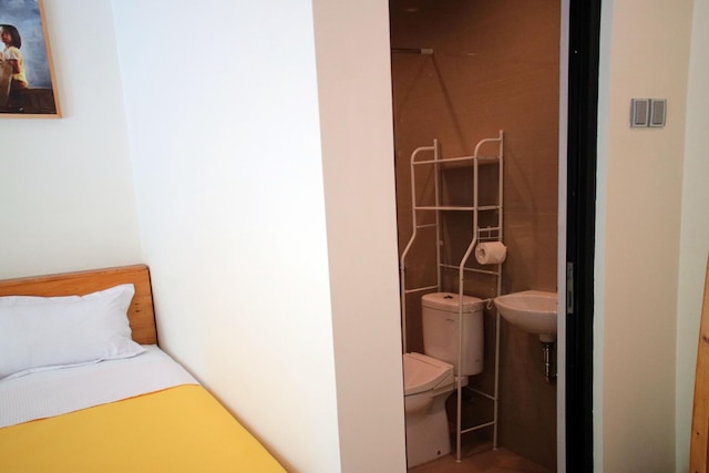 ロエマ・ケナリ