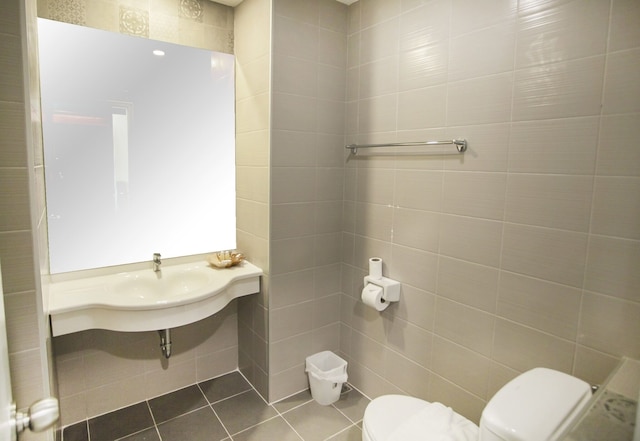 アット ルアム チョク