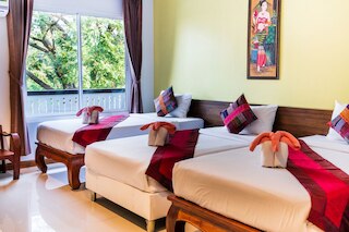 アット ルアム チョク