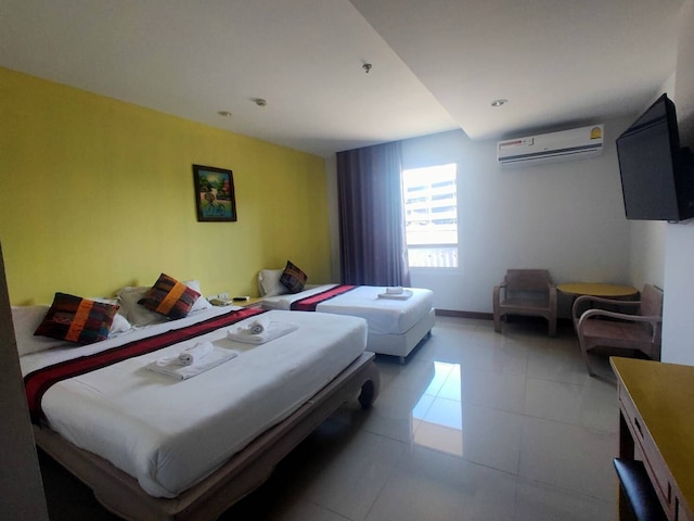 アット ルアム チョク