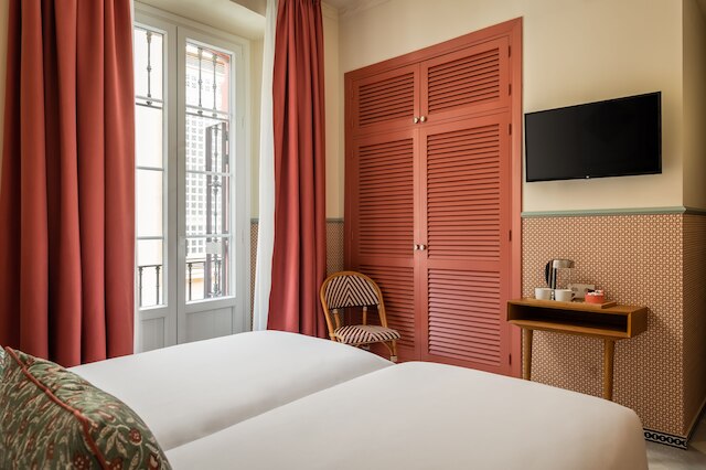 バイピロー アブリル