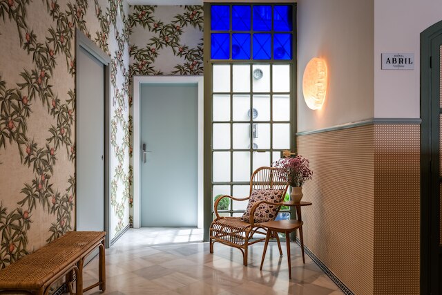 バイピロー アブリル