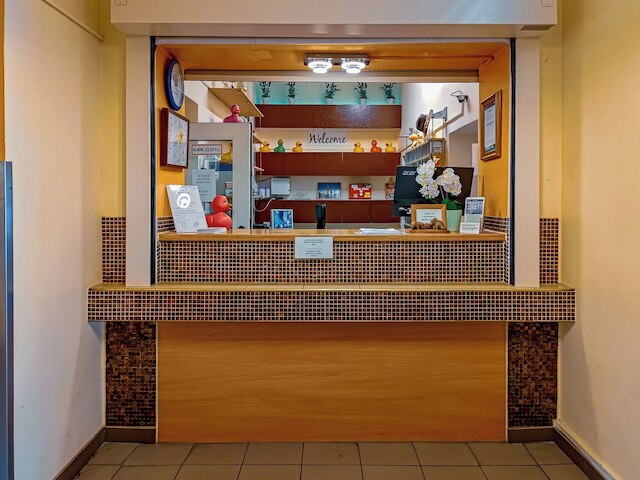 ウェストエンド シティ ホステル GMベHハ