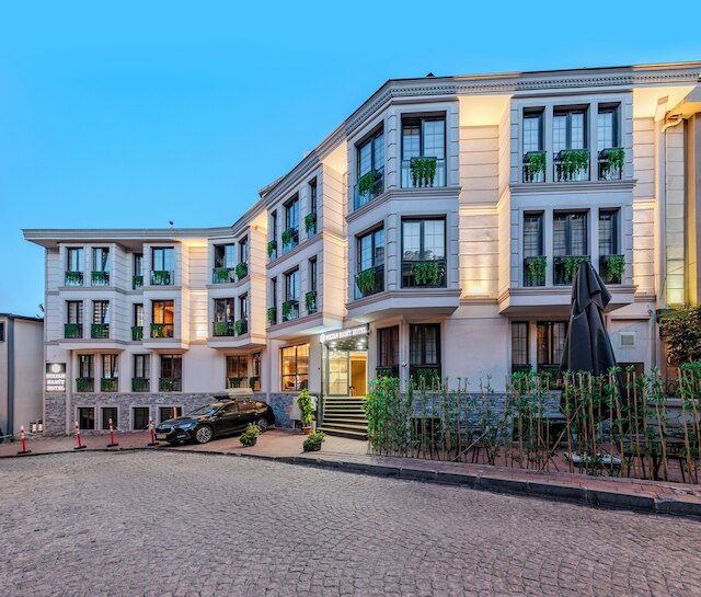 スルタン ハミット ホテル