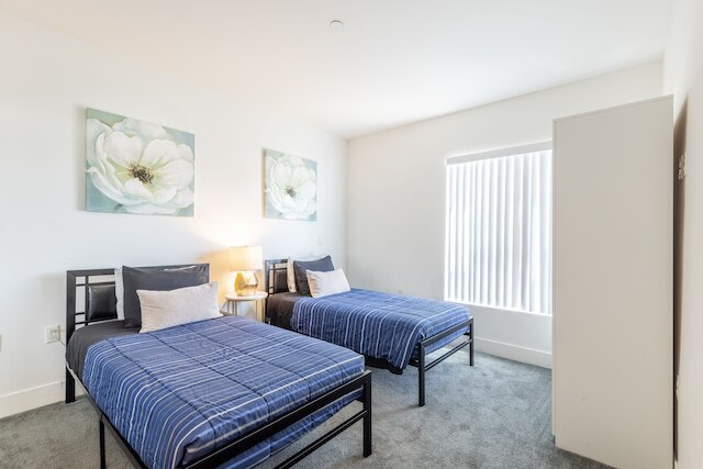 3ドルーム/3バー フリー ファーニッシュド アパートメント イン ハリウッド 3 ベッドルーム アパートメンツ バイ レッドオーニング