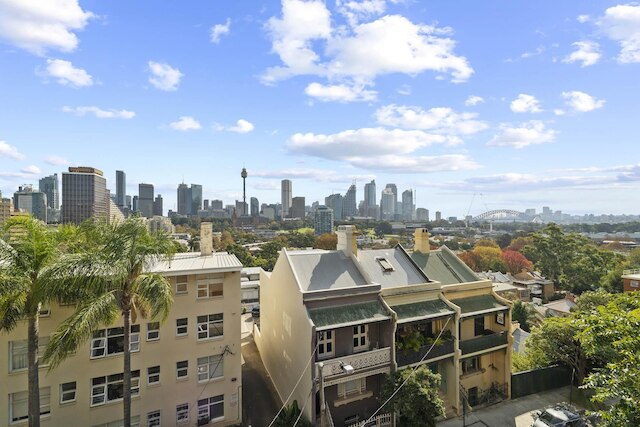 モダン ポッツ ポイント スタジオ