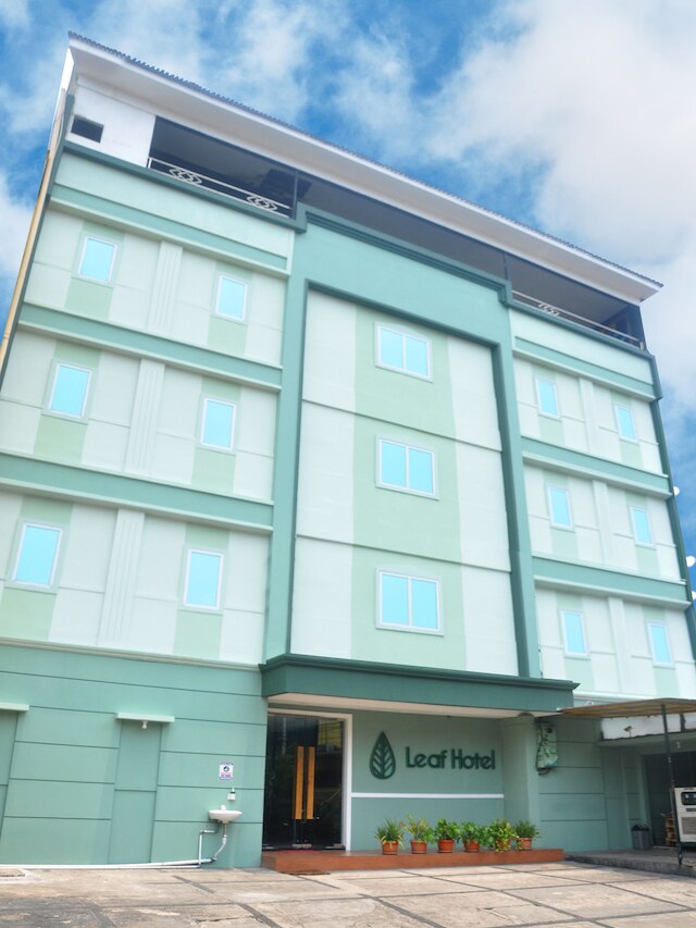 リーフ・ホテル