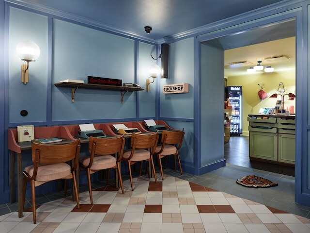 25 アワーズ ホテル インドレ バイ