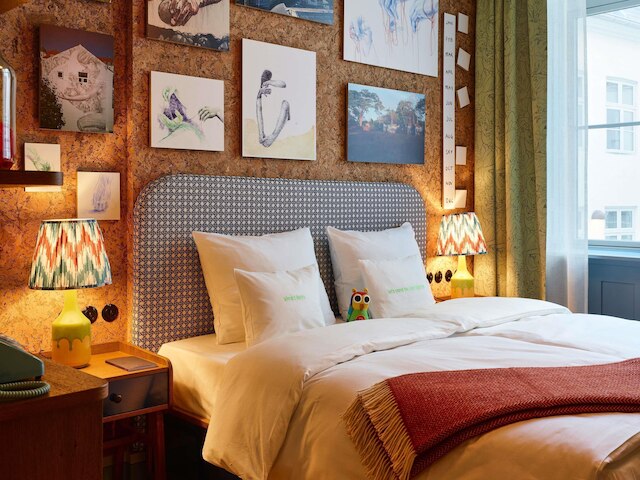 25 アワーズ ホテル インドレ バイ