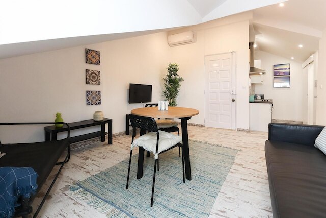 バイロ アルト ビューズ バイ ホーミング