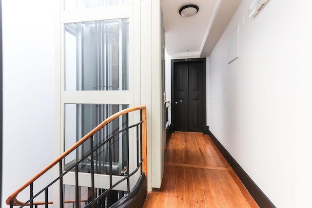 マルケス デ ポンバル デュープレックス ウィズ テラス バイ ホーミング