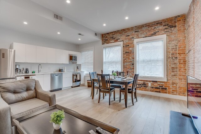 セントラル・ベルモント・レジデンシーズ