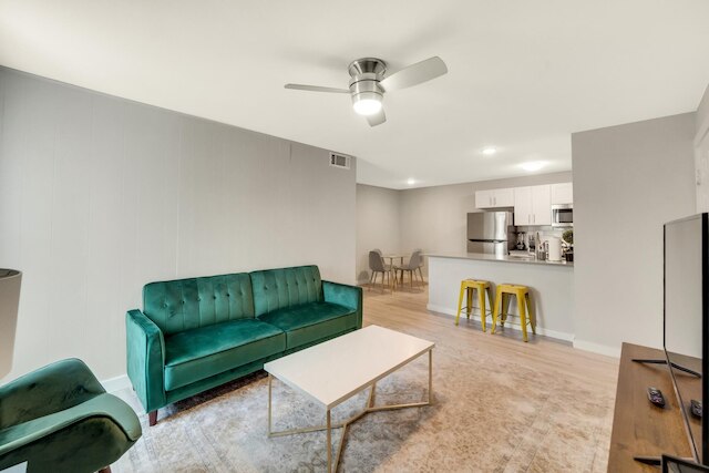 モダン 2 ベッドルーム ニア ユT ハイド パーク エボニフィ