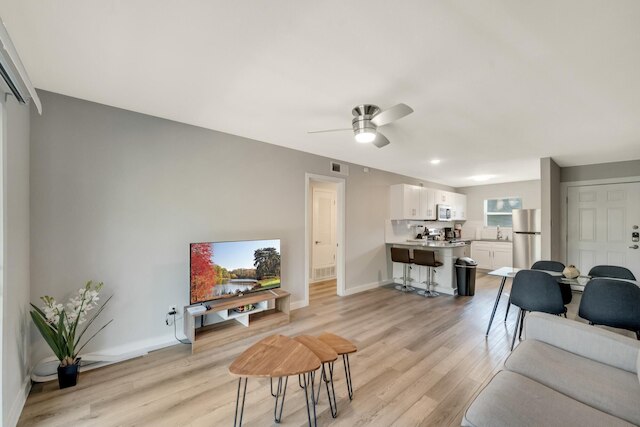 コージー 2 ベッドルーム ニア ユT ハイド パーク エボニフィ