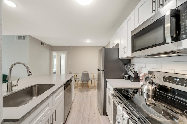 モダン 2 ベッドルーム ニア ユT ハイド パーク エボニフィ