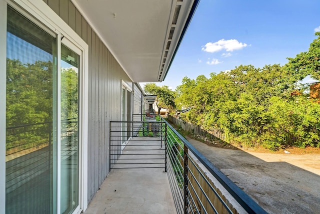 モダン 2 ベッドルーム ニア ユT ハイド パーク エボニフィ