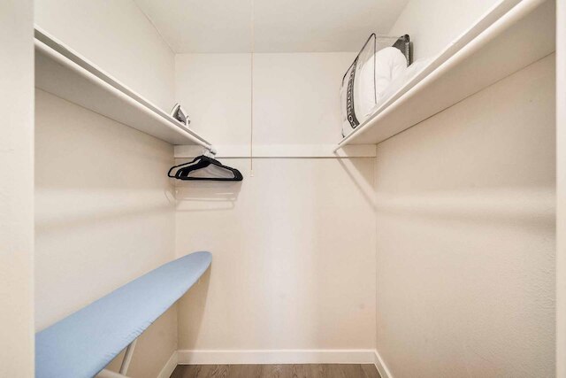 スタイリッシュ 1 ベッドルーム ニア ユT ミュエラー エボニフィ