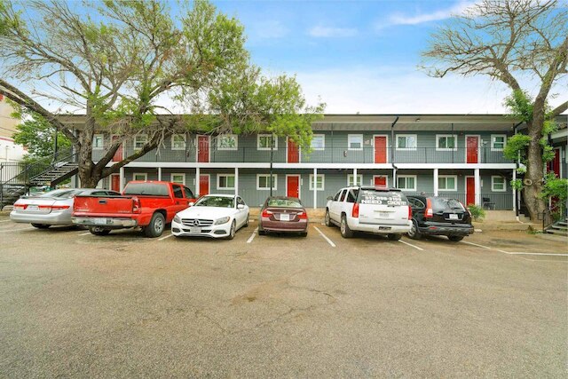 スタイリッシュ 1 ベッドルーム ニア ユT ハイランド エボニフィ