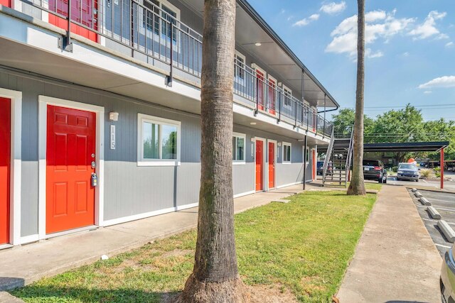 スタイリッシュ 1 ベッドルーム ニア ユT ハイランド エボニフィ