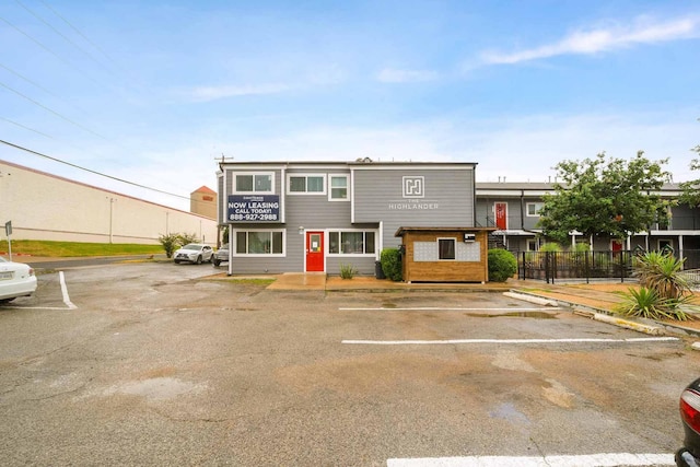 スタイリッシュ 1 ベッドルーム ニア ユT ハイランド エボニフィ