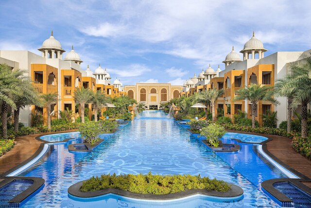 カルダン サムドゥラ パレス