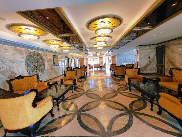 カルダン サムドゥラ パレス