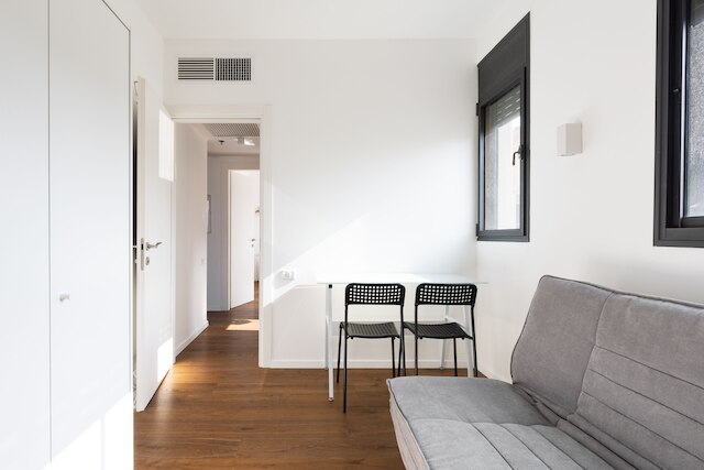 シック アンド サニー イン ザ ハート オブ テル アビブ