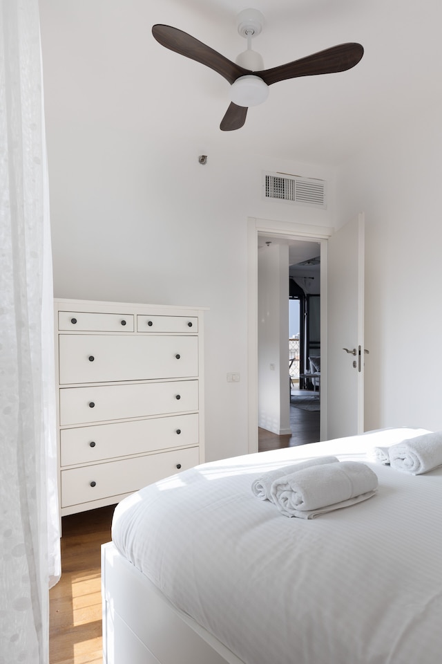 シック アンド サニー イン ザ ハート オブ テル アビブ