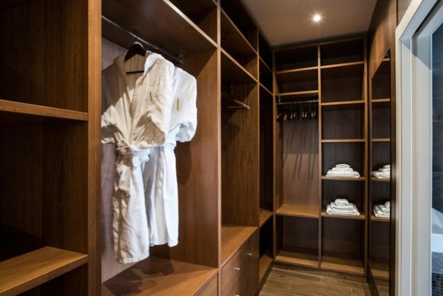 アルタ ラグジュアリー アパートメンツ - オカ アパートメント