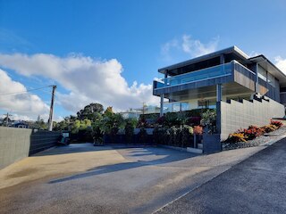 ファビラス ミルフォード 1ッドルー ウィズ ビューズ & スカイTV