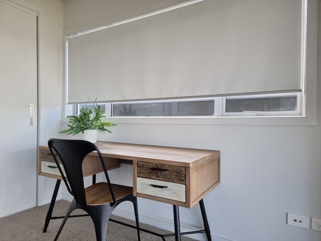 ファビラス ミルフォード 1ッドルー ウィズ ビューズ & スカイTV