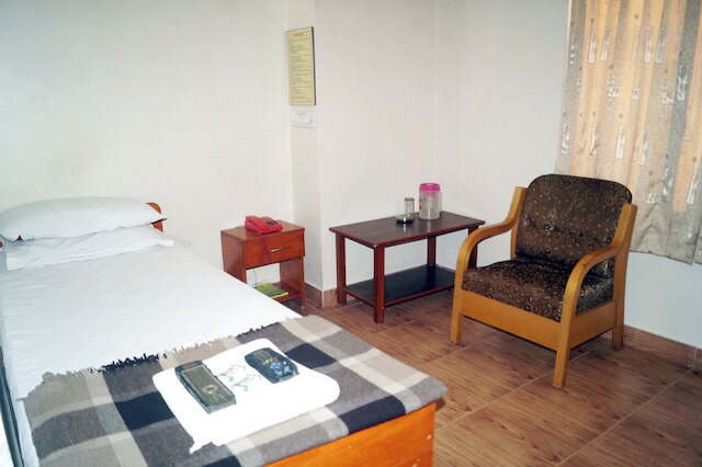 スリ クマラ ロッジ