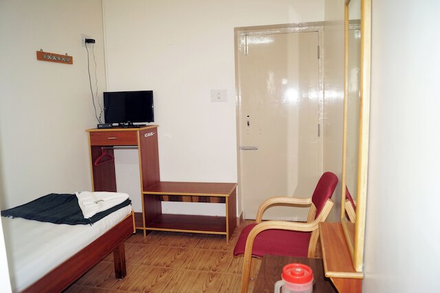 スリ クマラ ロッジ