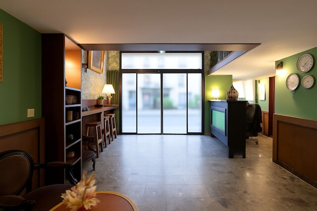 ザ ウォーレド オフ ホテル パリ